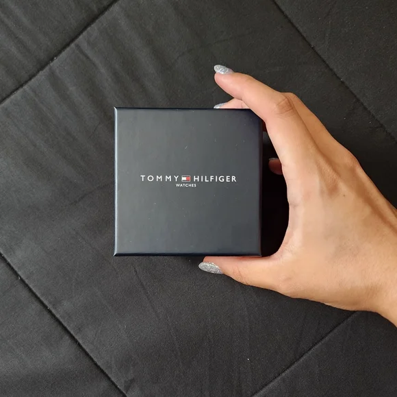 Tommy Hilfiger Gold Men's Harley Watch (NIB) - Picture 2 of 5